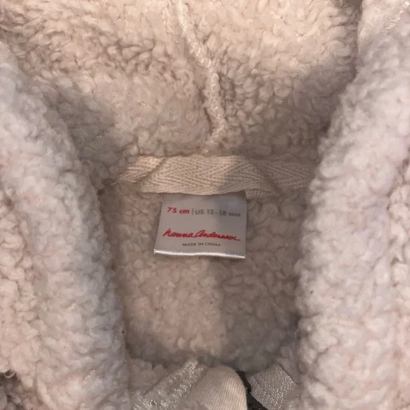 Hanna Andersson Onesie - Cream Fleece w/ Hood + Ears - Picture 3 of 6